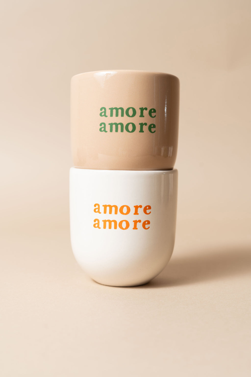 BEIGE AMORE AMORE MUG
