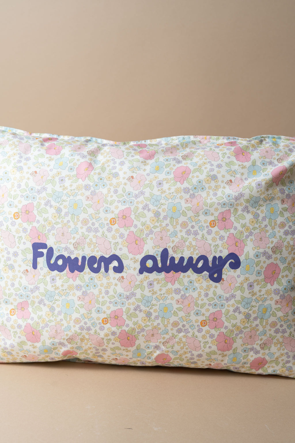 Flowers always cushion 60x40cm
