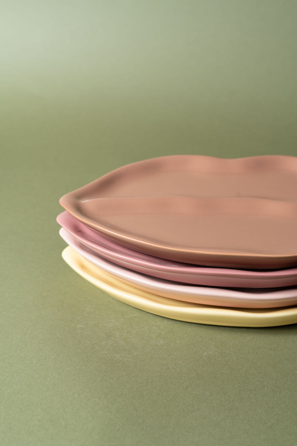 Mocca lip plate