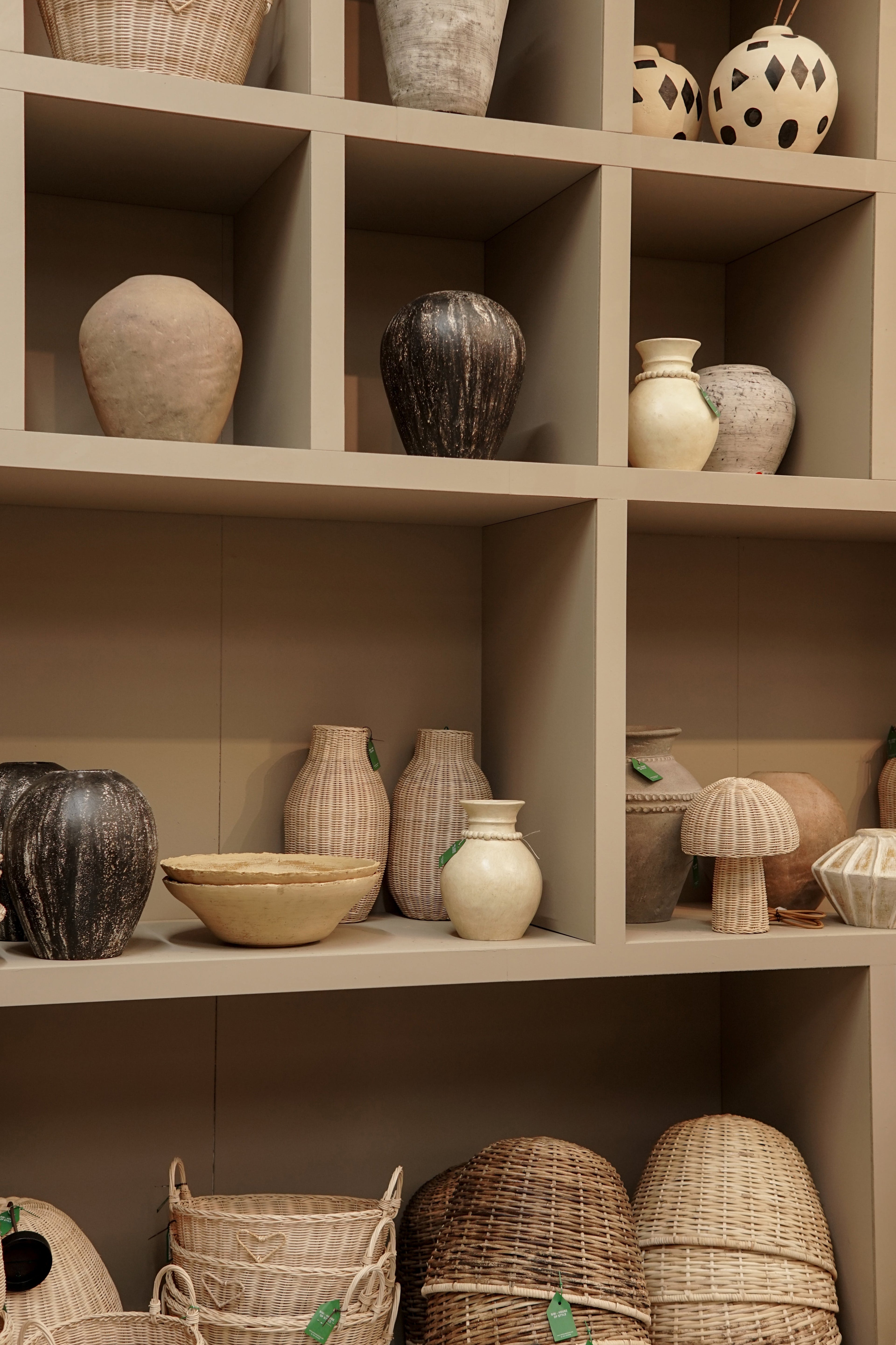 ROUND RATTAN BASKET