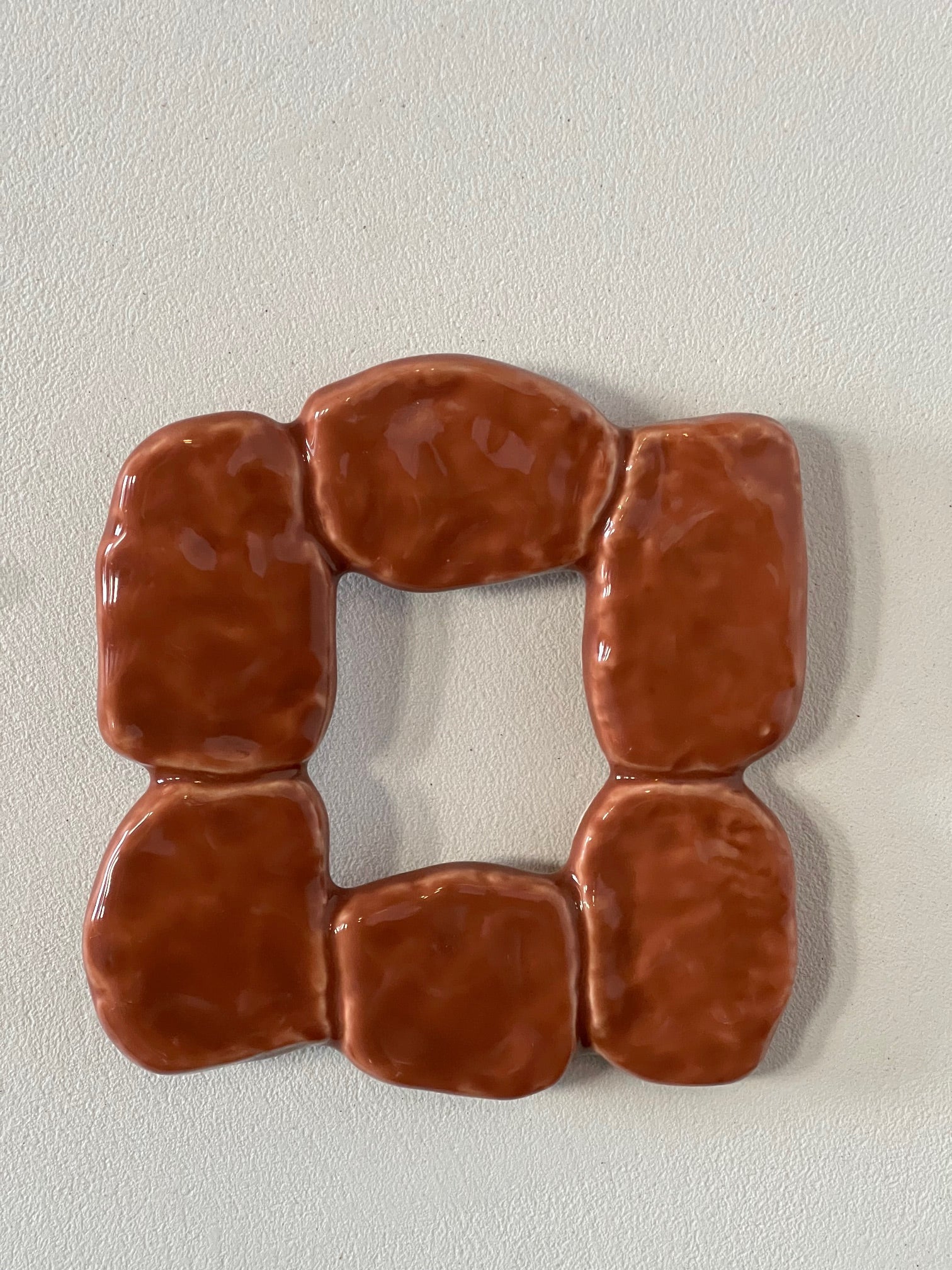 AUTUMN BROWN CERAMIC FRAME