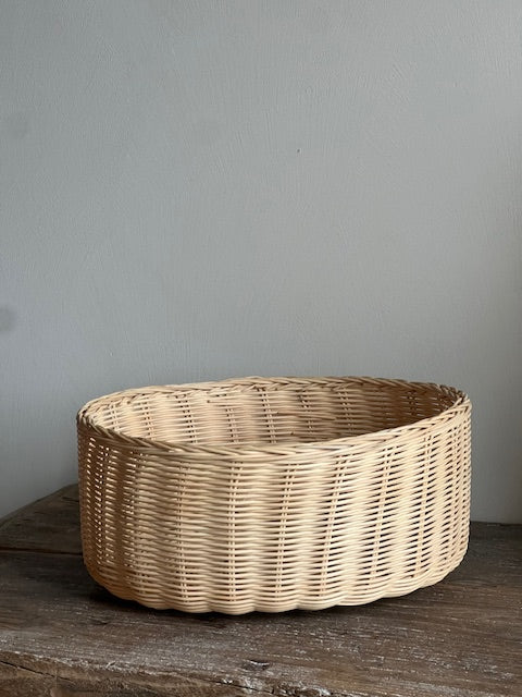 ROUND BASKET