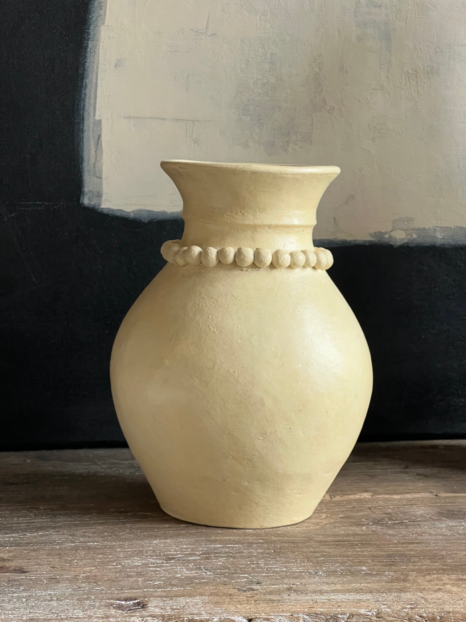 TERRACOTTA VASE MISS SISIKA