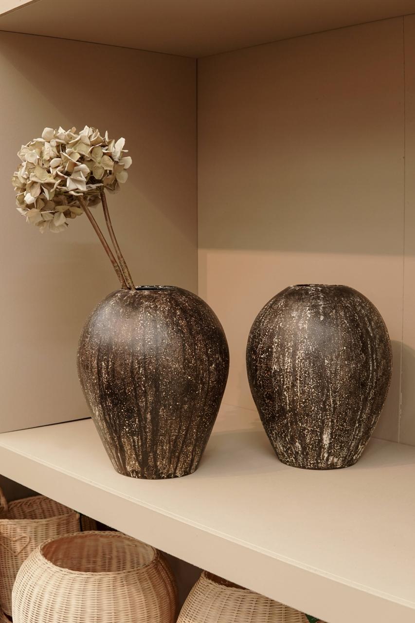 TERRACOTA VASE MISS SABINA