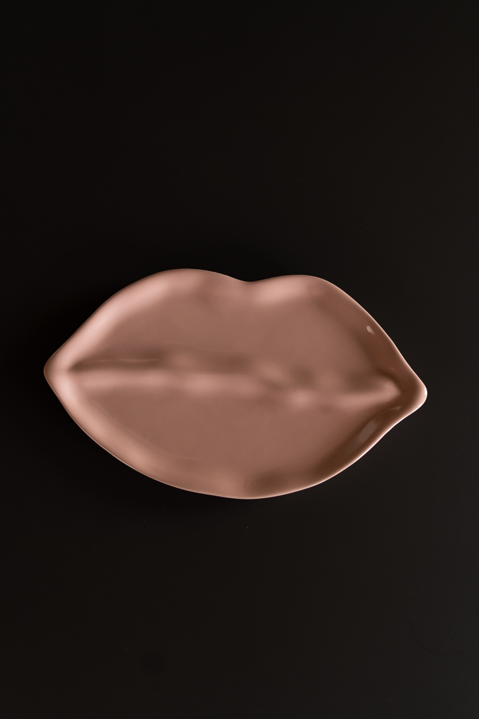 PASTEL PINK LIPS PLATE